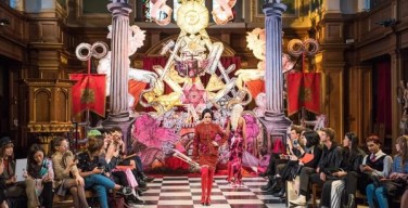 Теперь дьявол носит не Prada